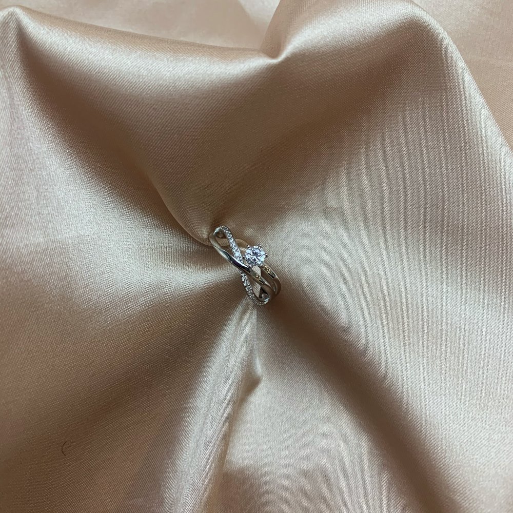 sterling silver infinity ring Eterna