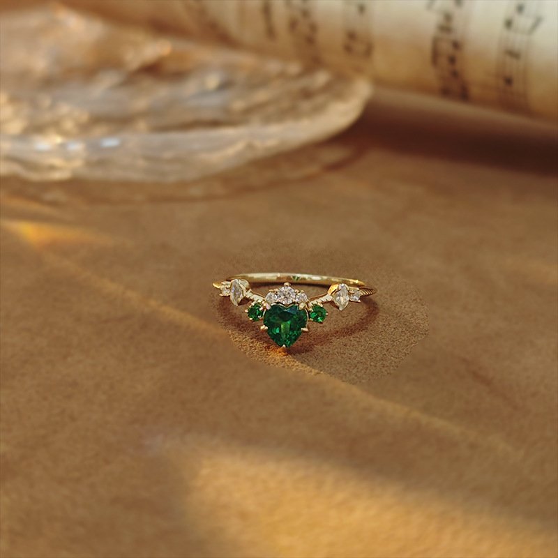 Éire Heartloom – Emerald Ring - Image 4